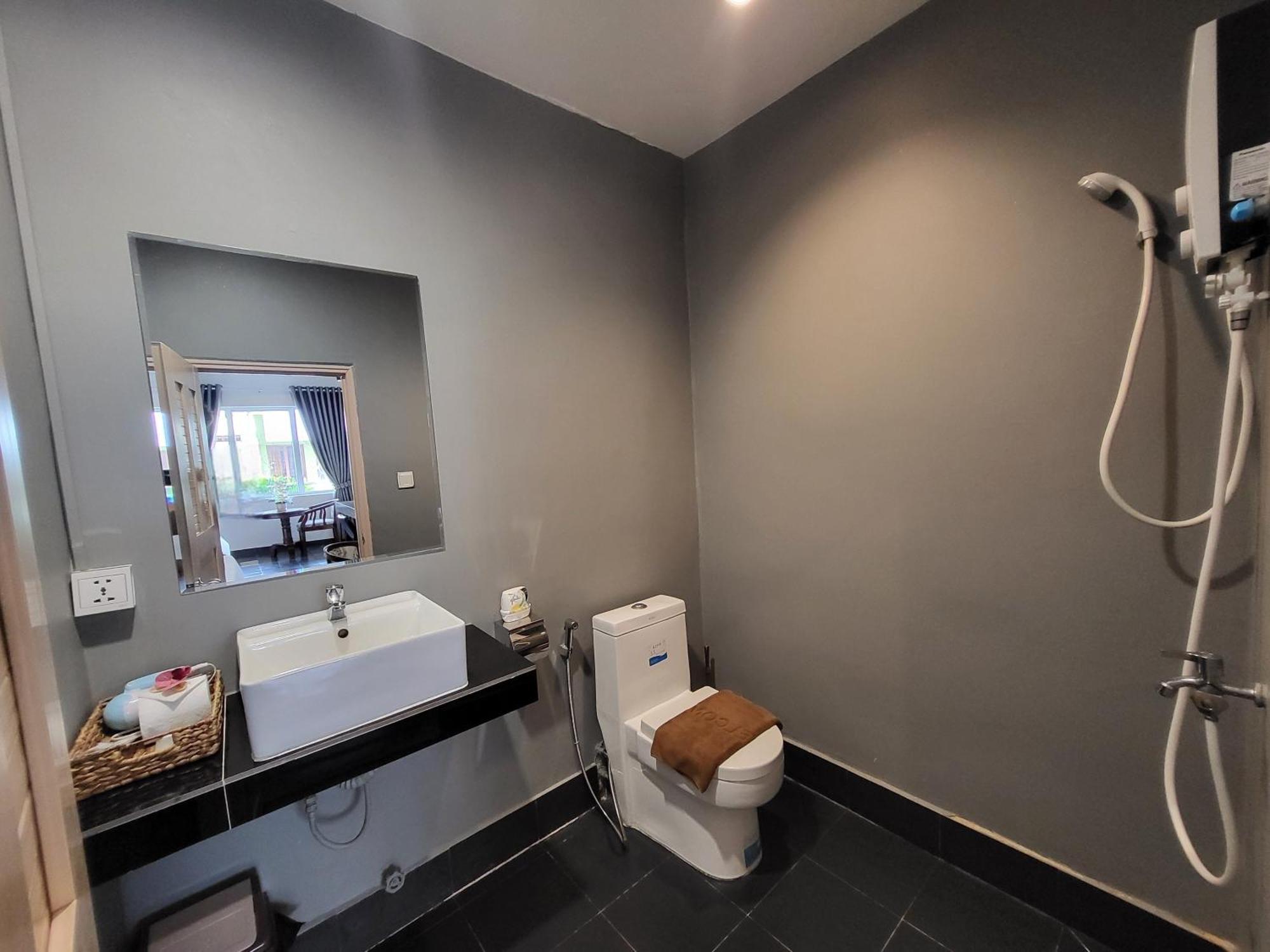 Sun Chakra Boutique Hotel Phnom Penh Ngoại thất bức ảnh